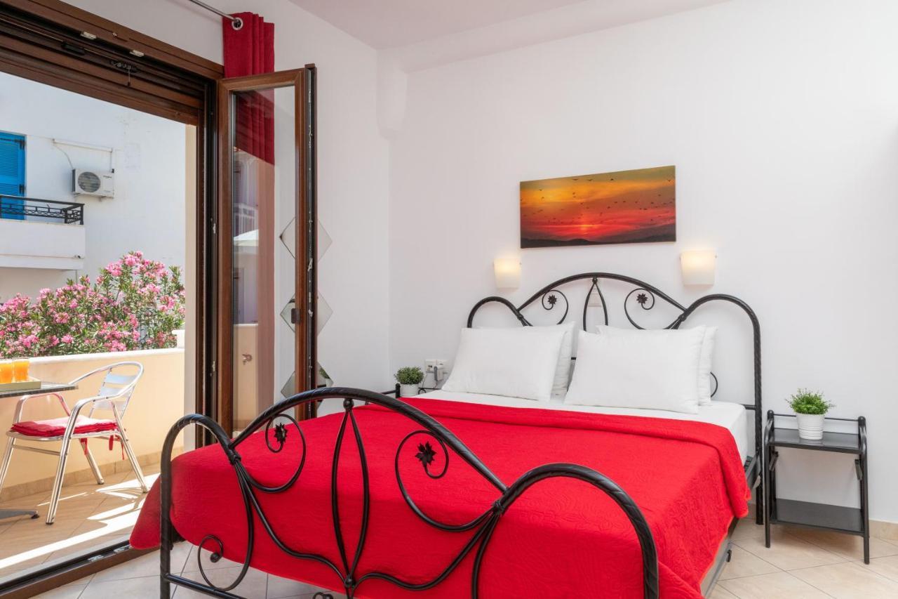 Naxos Diamond Studios Apartments Naxos City ภายนอก รูปภาพ