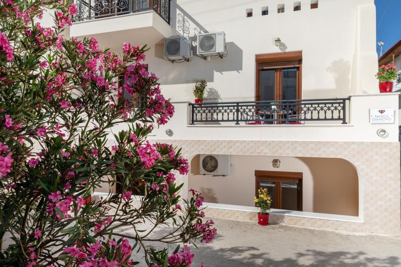Naxos Diamond Studios Apartments Naxos City ภายนอก รูปภาพ