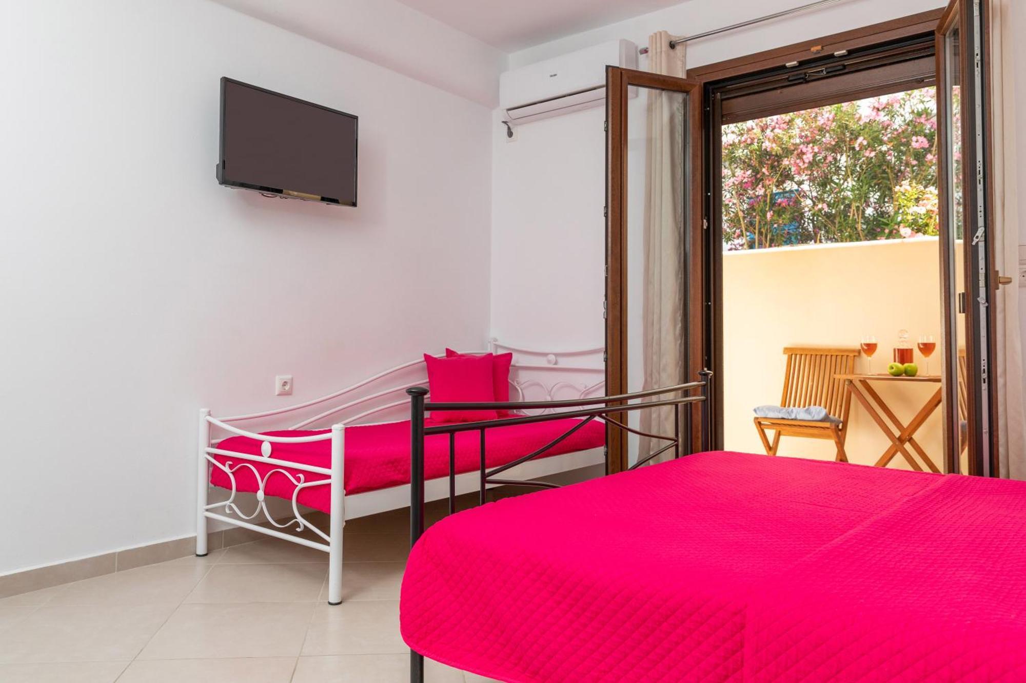 Naxos Diamond Studios Apartments Naxos City ห้อง รูปภาพ