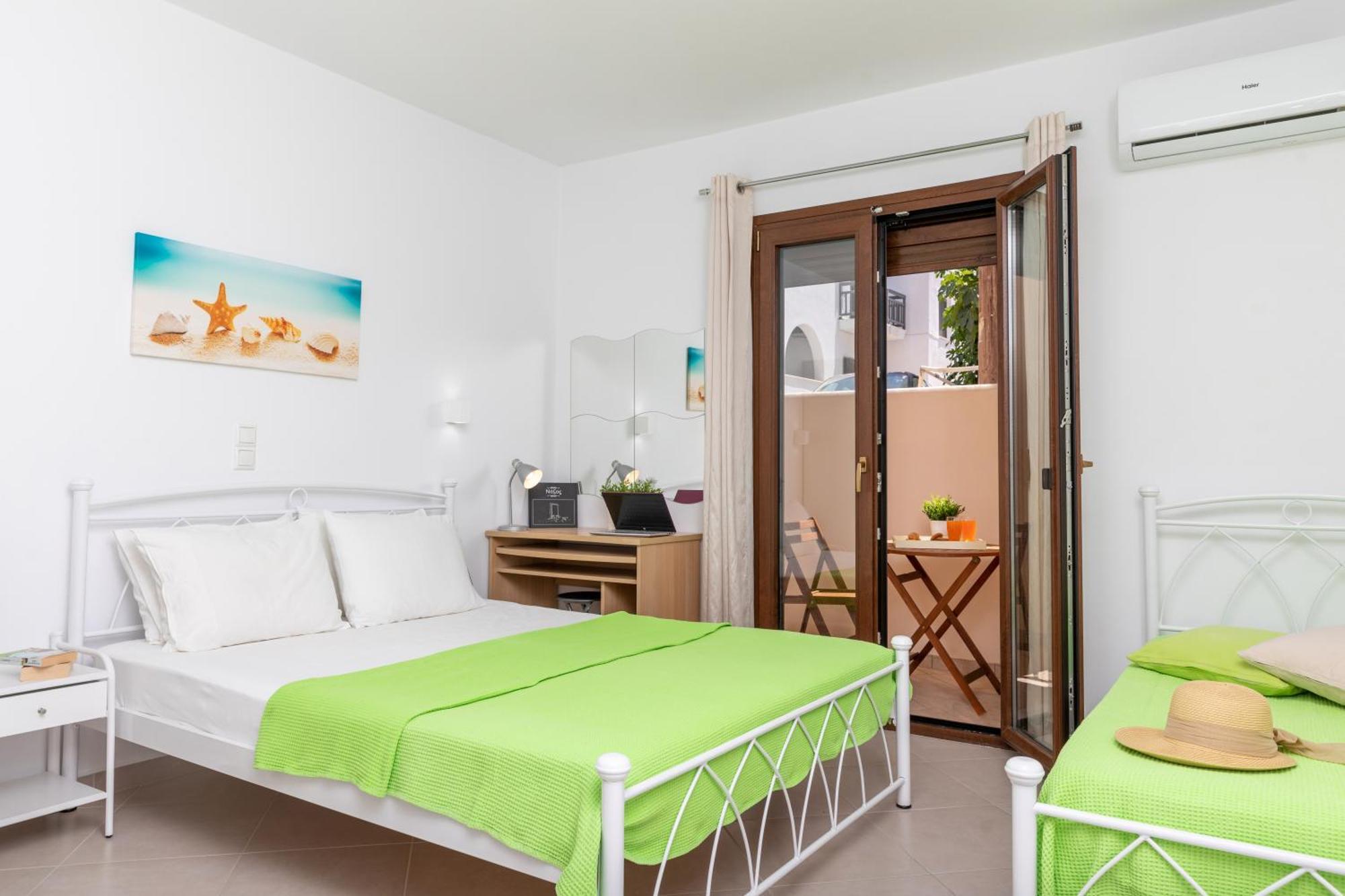Naxos Diamond Studios Apartments Naxos City ห้อง รูปภาพ